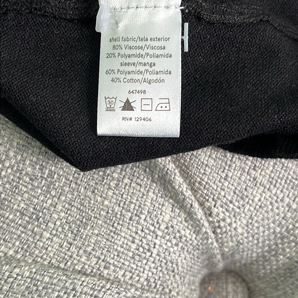 Sweater - Picture 12 of 12